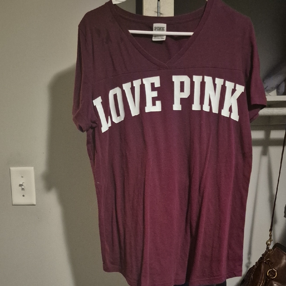 PINK Victoria's Secret Red and White Short Sleeve Tee